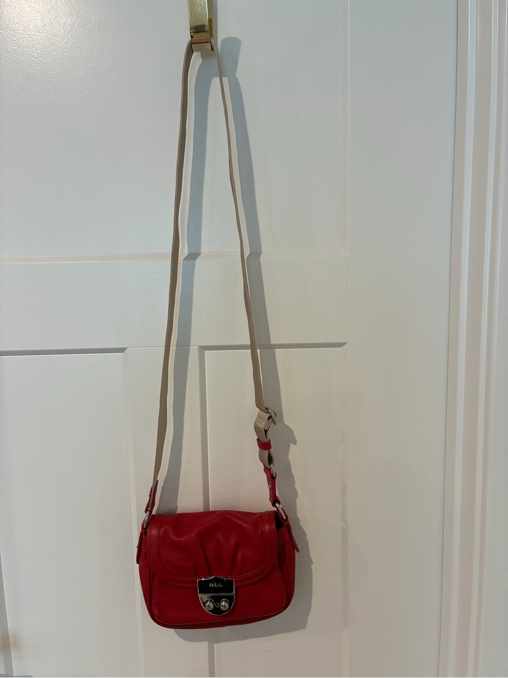 Lauren Ralph Lauren Red Leather Crossbody Bag with Silver-Tone Lock - Picture 3 of 4